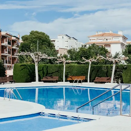 Hauzify I Marina Apartment